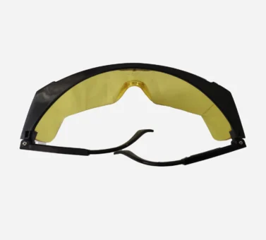 عینک‌های ضدآب و ضدضربه: محافظت واقعی از چشم‌ها در هر شرایطی!