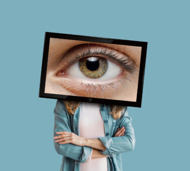 خشکی چشم در عصر دیجیتال (موبایل و کامپیوتر): علت‌ها، علائم، پیشگیری و درمان