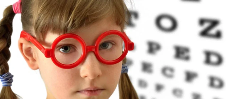 علت ضعیف شدن چشم کودکان چیست؟