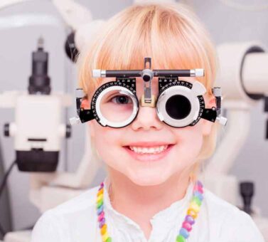 راهنمای کامل تخصص‌ها و فوق تخصص‌های چشم پزشکی: قرنیه، شبکیه، گلوکوم، اطفال و سایر شاخه‌ها