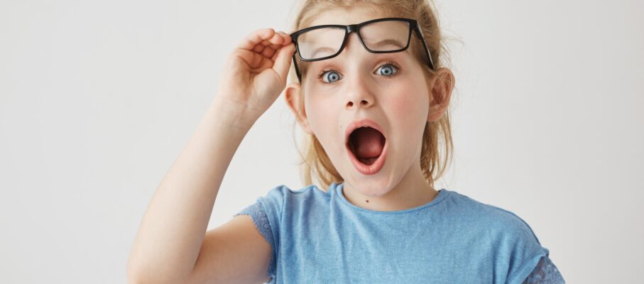 تنبلی چشم در کودکان: از تشخیص تا درمان قطعی | کلینیک تخصصی دکتر اسهرلوس